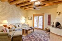 Alma Compound Casita, 1 Bedroom, Sleeps 2, Walk To Plaza, Fireplace, Wifi *